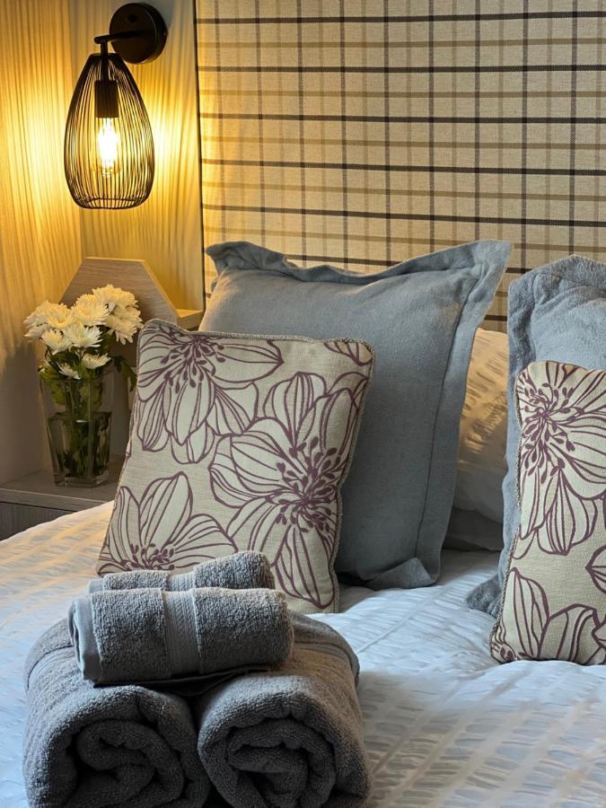 Summer Breeze @ Seven Bays, Padstow Bagian luar foto